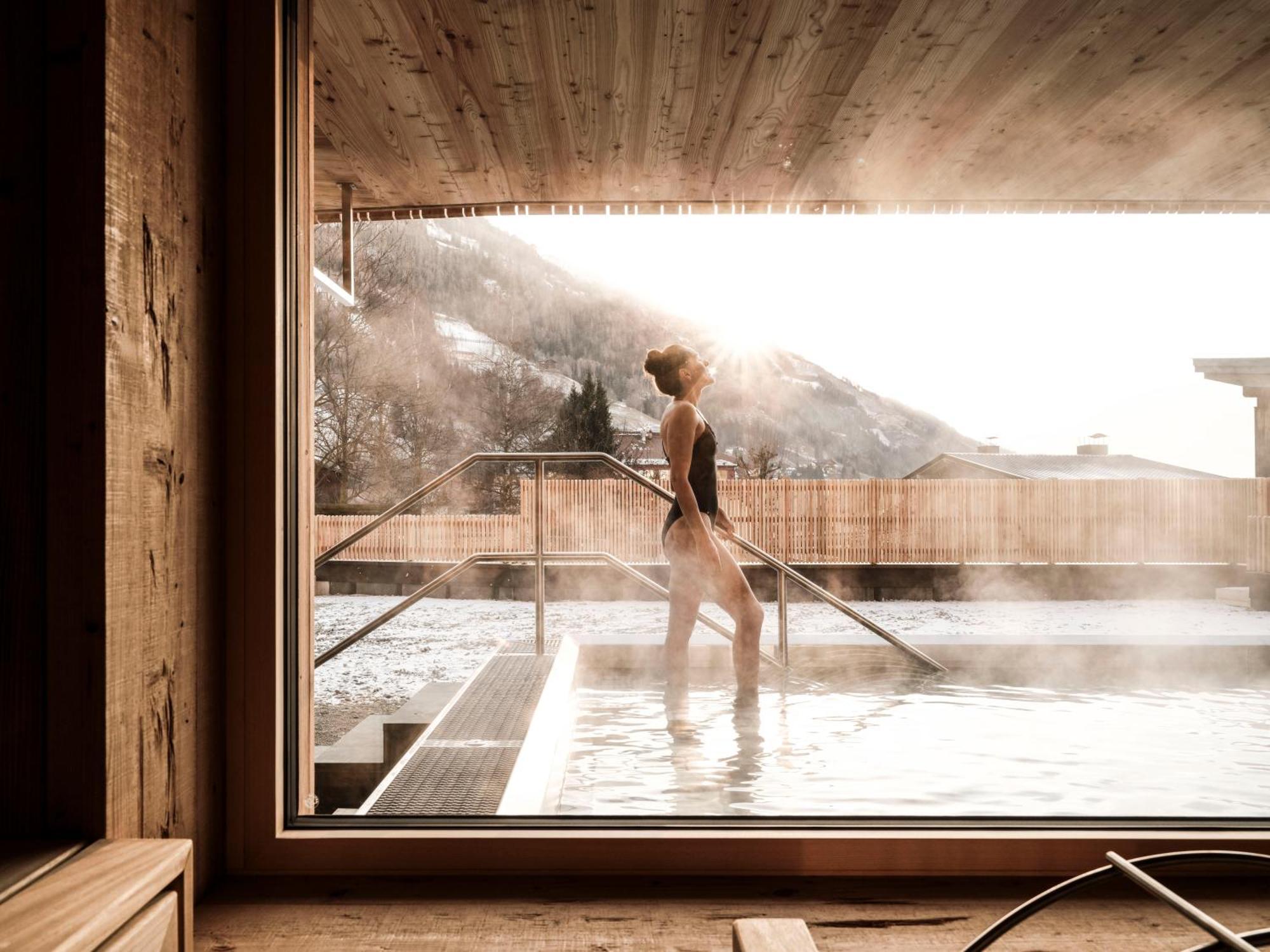 Spa & Naturhotel Outside Matrei in Osttirol Kültér fotó